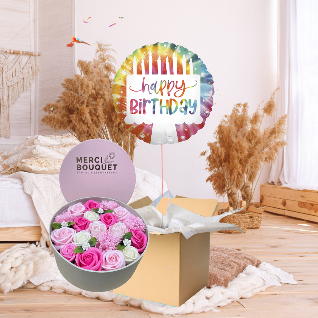 Ballon Happy birthday et bouquet de rose de savon